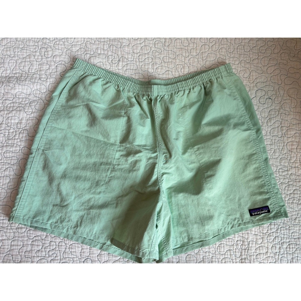 Patagonia Baggies Shorts Mens XL Mint Green Mesh Lined 5 Inch Inseam P-6 NWOT